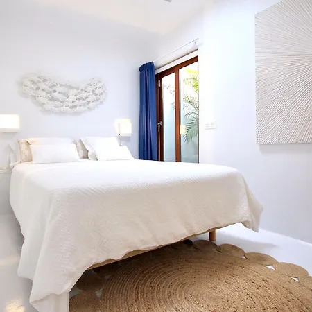 Holiday home Unique, Stylish & Calm Peces By The Sea *