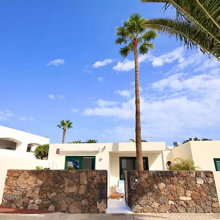 Unique, Stylish & Calm Peces By The Sea Holiday home *